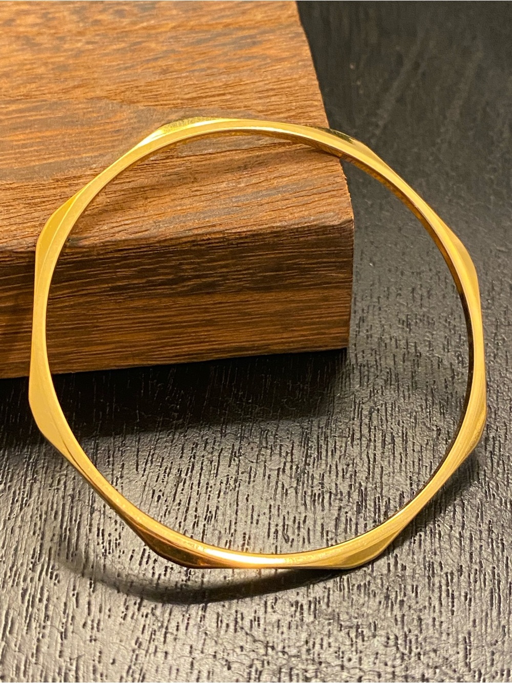 Vintage Monet Octagonal Gold-Tone Bangle Tailored Jewelry